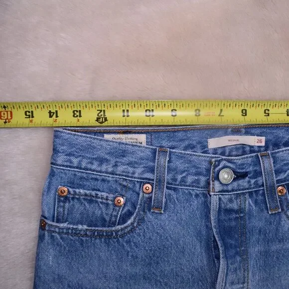 Levis Wedgie Straight Leg Jeans Womens 26 Blue Distressed Mid rise Denim - Picture 9 of 12